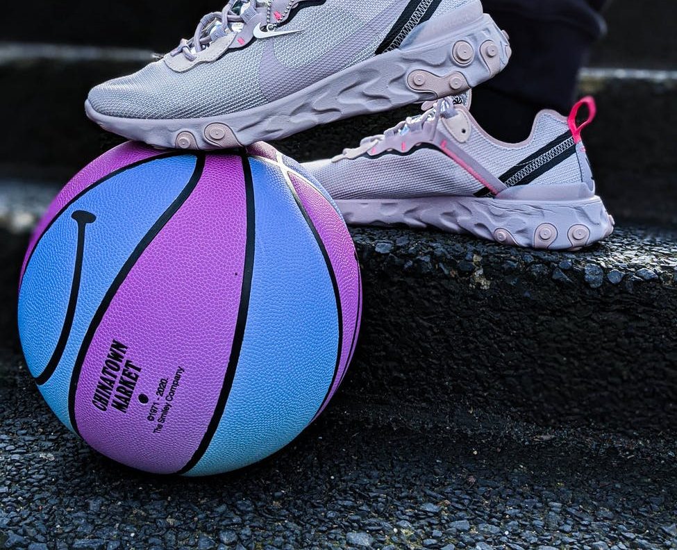 white and red nike basketball shoes